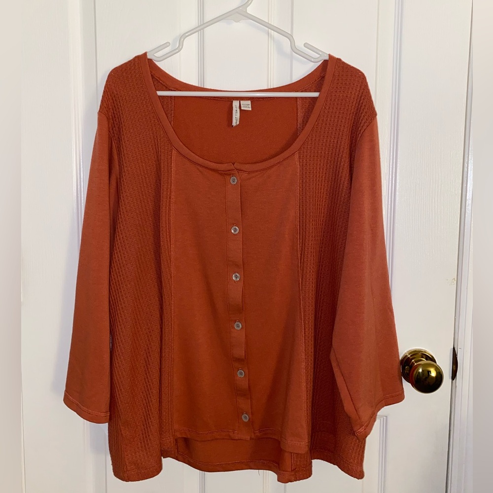 LIVE WELL LIFESTYLE Blouse Size Size 22-24W